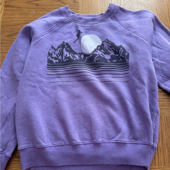 Sundry Lavender Cozy ski Sweatshirt - Picture 1 of 2